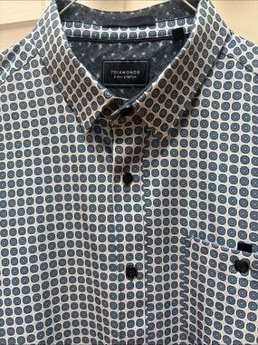 7 Diamonds shirt, excellent condition, only ever dry-cleaned. Blue dot pattern.
